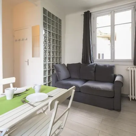 Essentiel - Welkeys * Montrouge